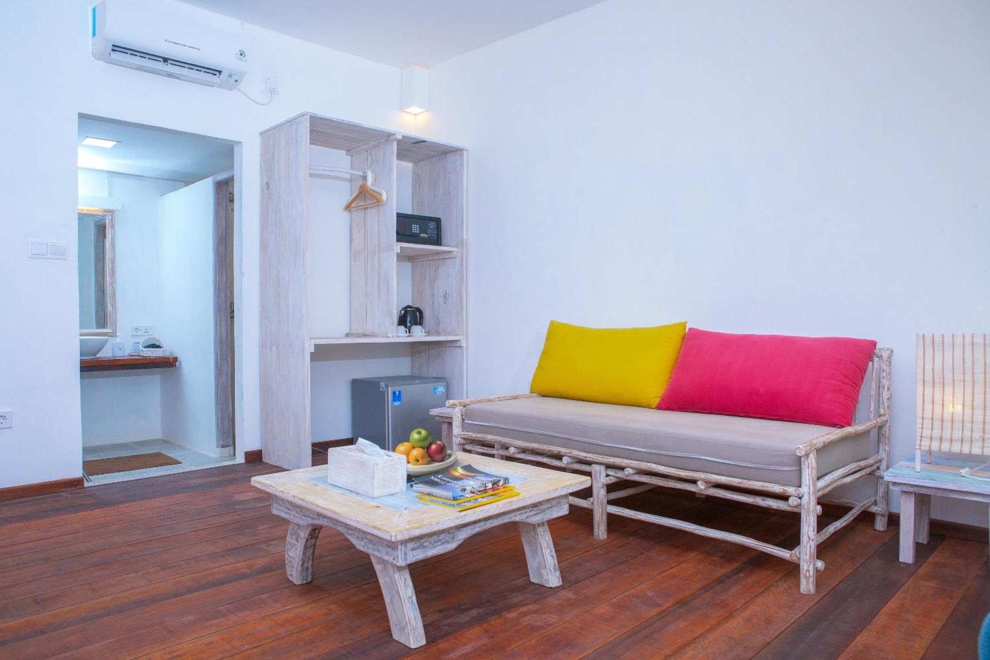 Trikora Beach Club And Resort Teluk Bakau Ngoại thất bức ảnh