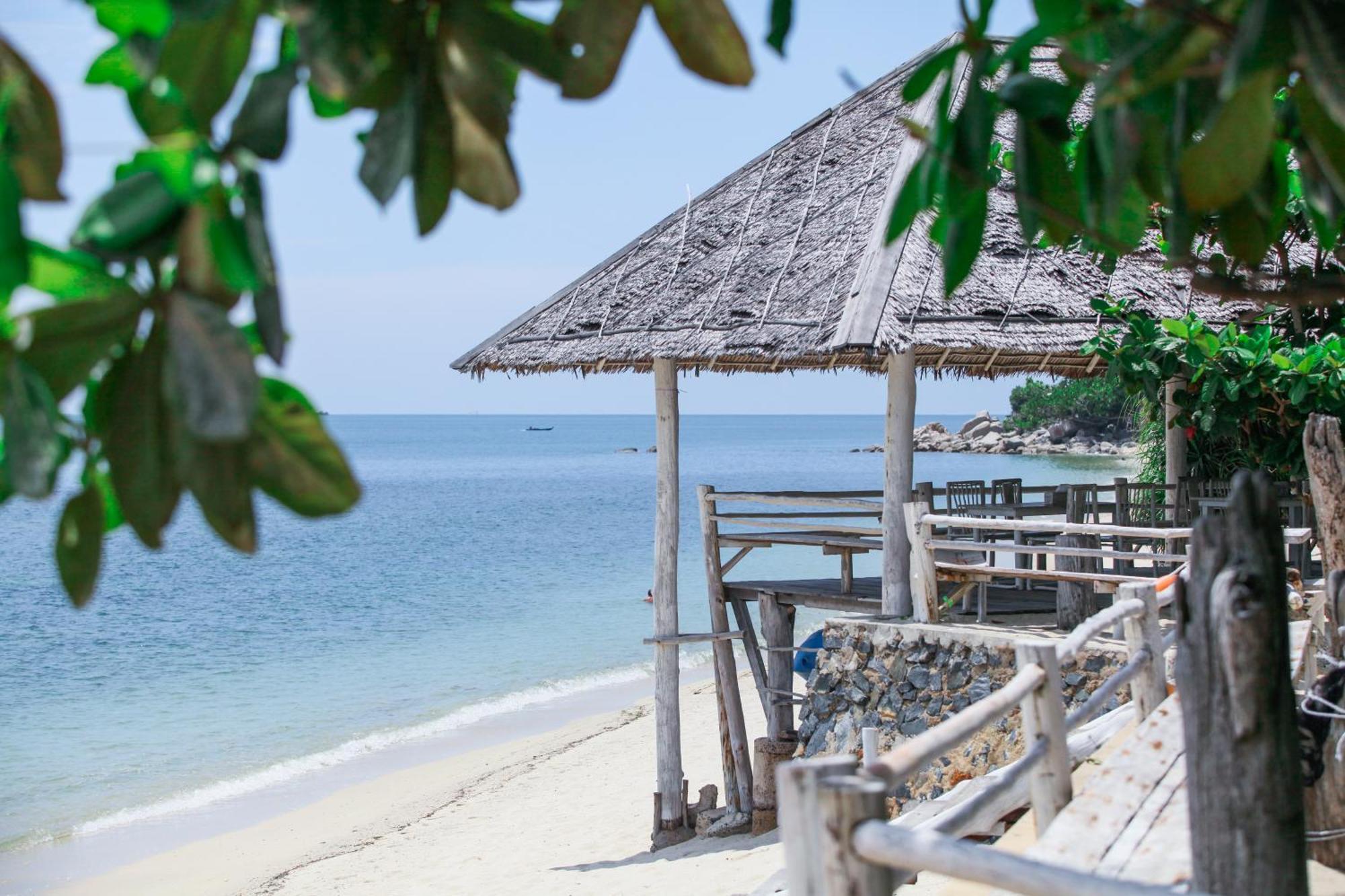 Trikora Beach Club And Resort Teluk Bakau Ngoại thất bức ảnh