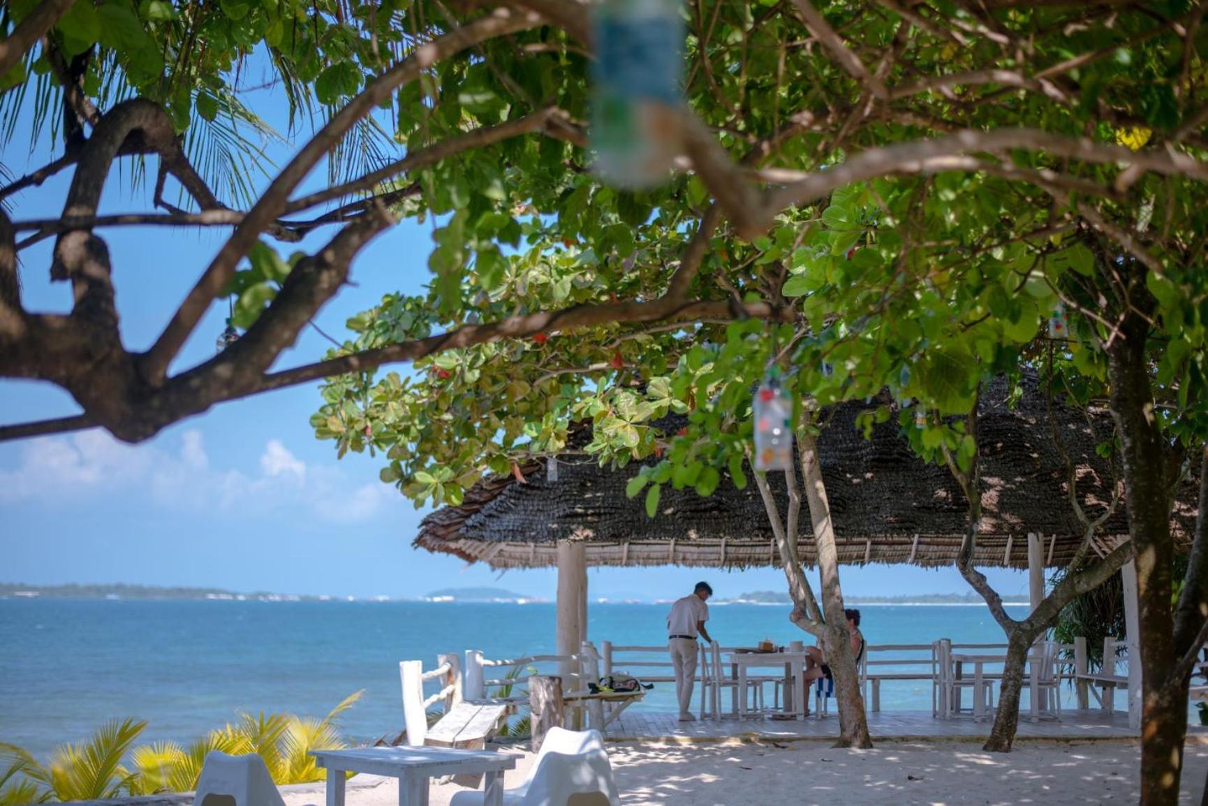 Trikora Beach Club And Resort Teluk Bakau Ngoại thất bức ảnh