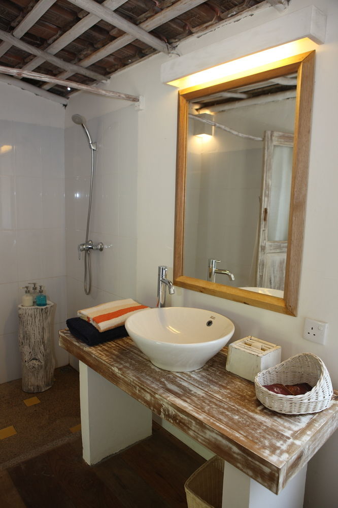 Trikora Beach Club And Resort Teluk Bakau Ngoại thất bức ảnh