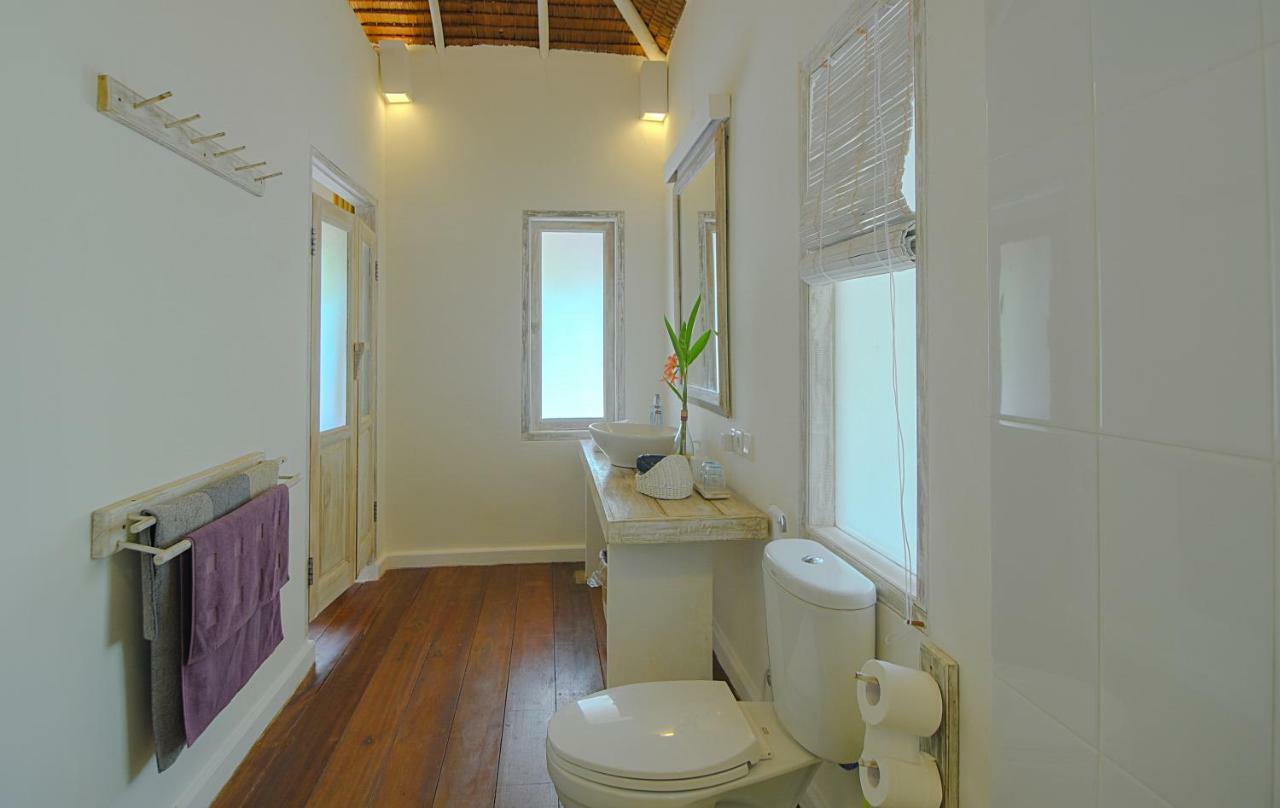 Trikora Beach Club And Resort Teluk Bakau Ngoại thất bức ảnh